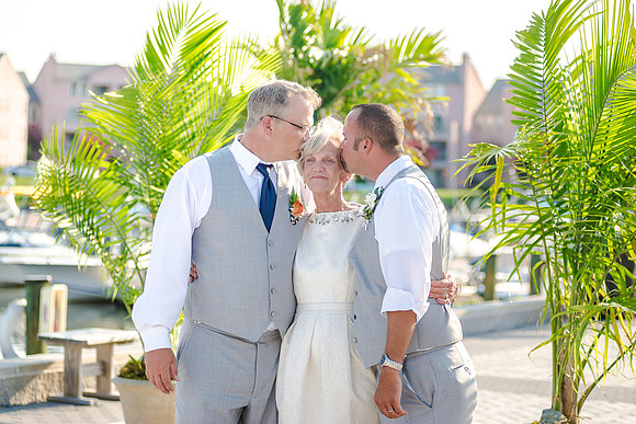 Leah Rhianne Photography