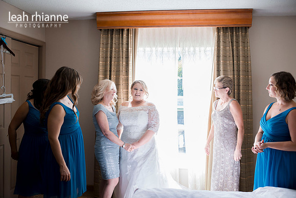 Leah Rhianne Photography